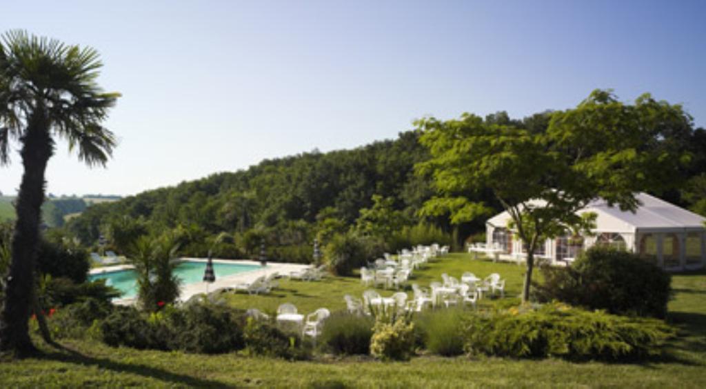 ホテルChalet Domaine De Combe Ramond Veilhes エクステリア 写真